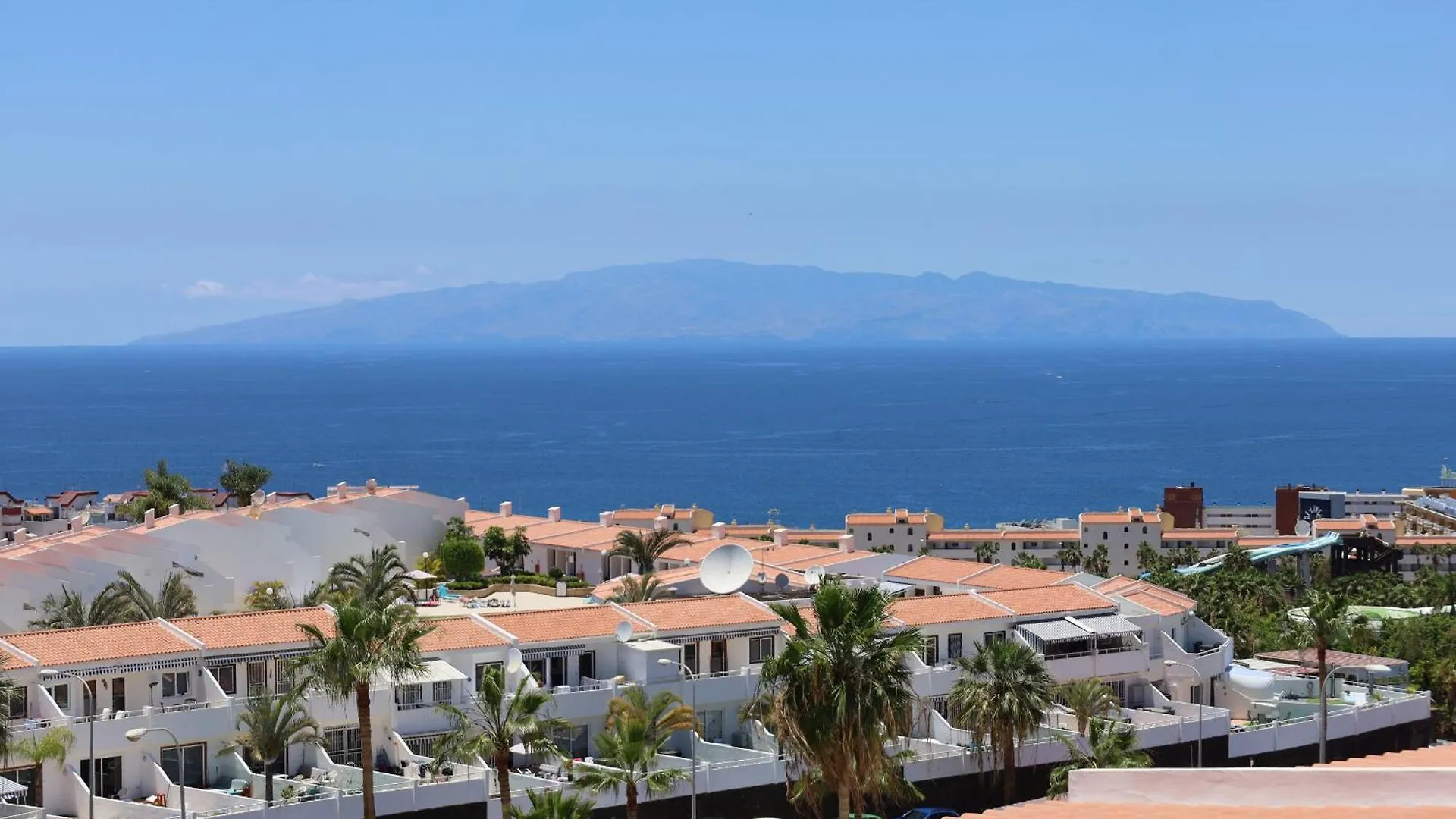 Cosy Apartment With Great View Costa Adeje  Spagna